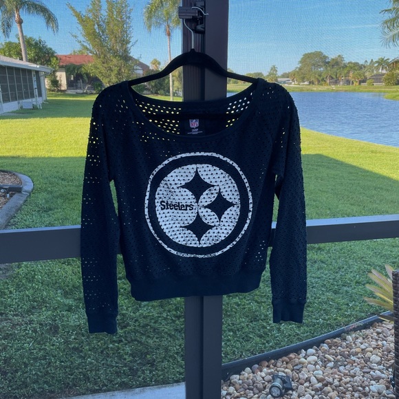 NFL Sweaters - Steelers Woman’s NFL Team Apparel Sweatshirt! XS/S. Navy Blue.